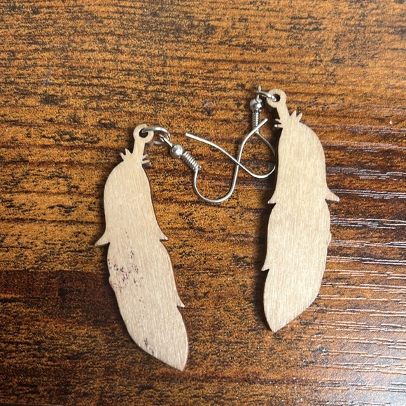 BOGO Multicolor Wood Feather 2" Earrings - Picture 8 of 9